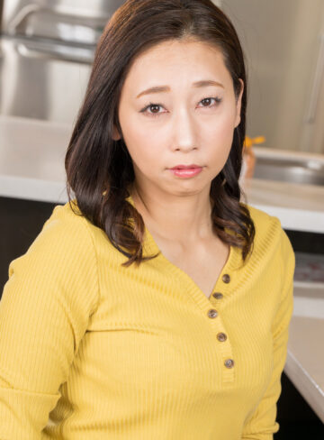 【gjkz685】郁美｜白峰郁美【素人熟女図鑑】